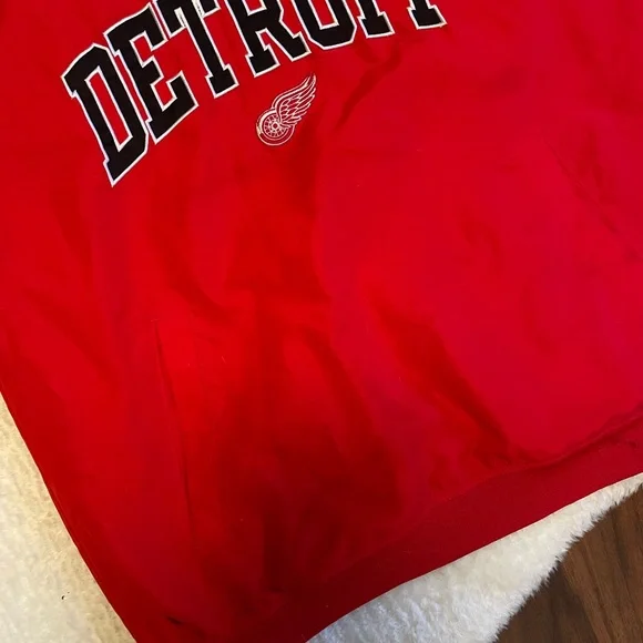 Vintage Rare Detroit Redwings NHL Hockey Pullover
Windbreaker Jacket - Picture 3 of 8
